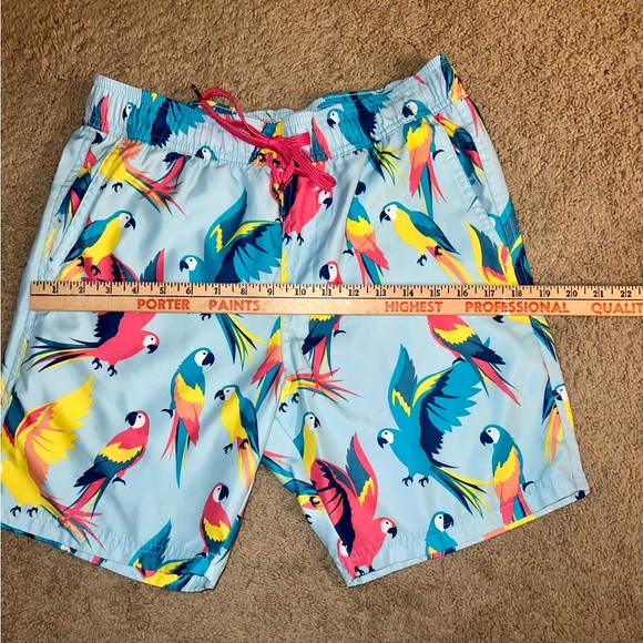 C/Y/A Mens Swim Trunks Size Small~Fun Parrot Design and Great Colors Pre Owned - Picture 5 of 9